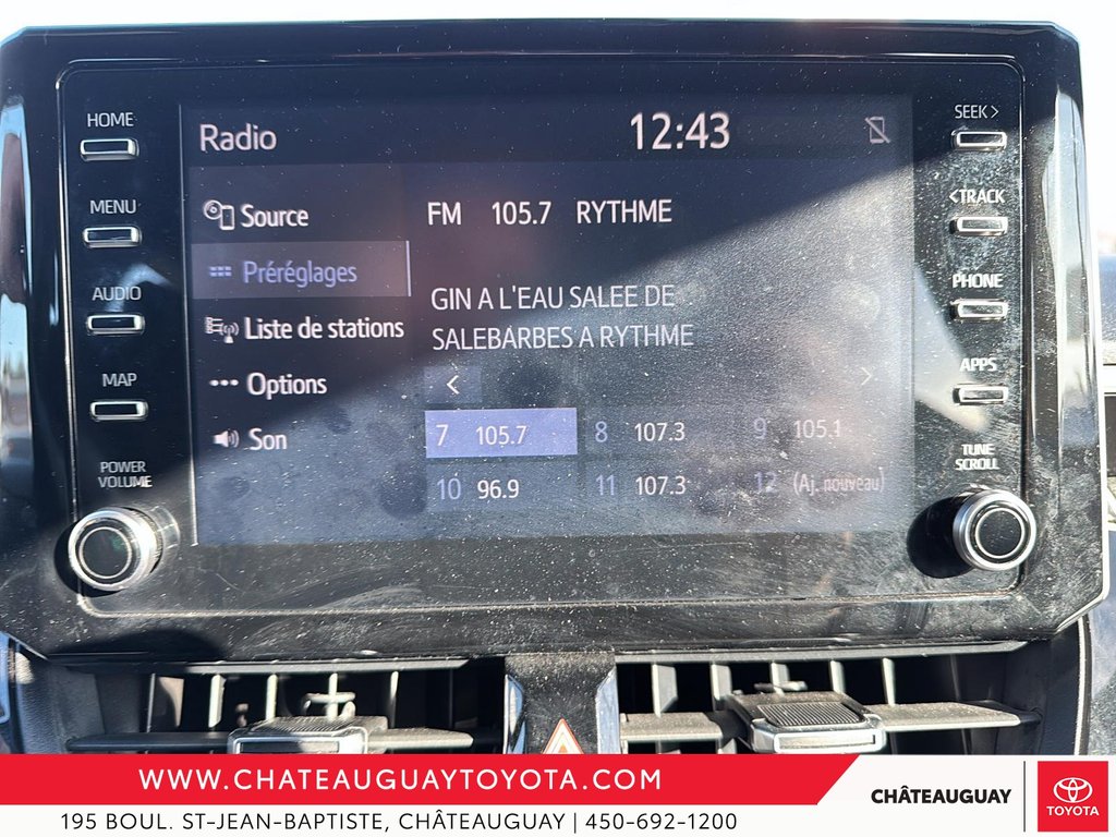 2020 Toyota Corolla SE in Châteauguay, Quebec - 18 - w1024h768px