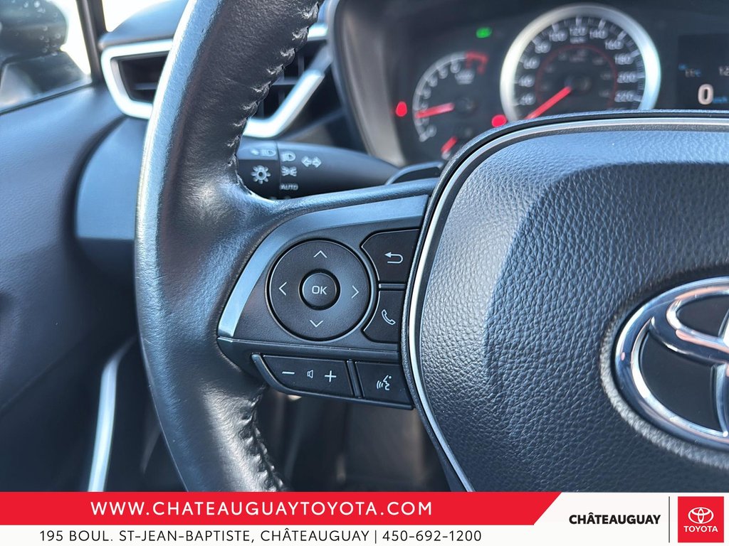 2020 Toyota Corolla SE in Châteauguay, Quebec - 12 - w1024h768px