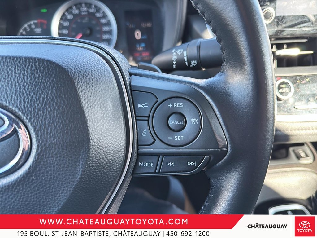 2020 Toyota Corolla SE in Châteauguay, Quebec - 13 - w1024h768px