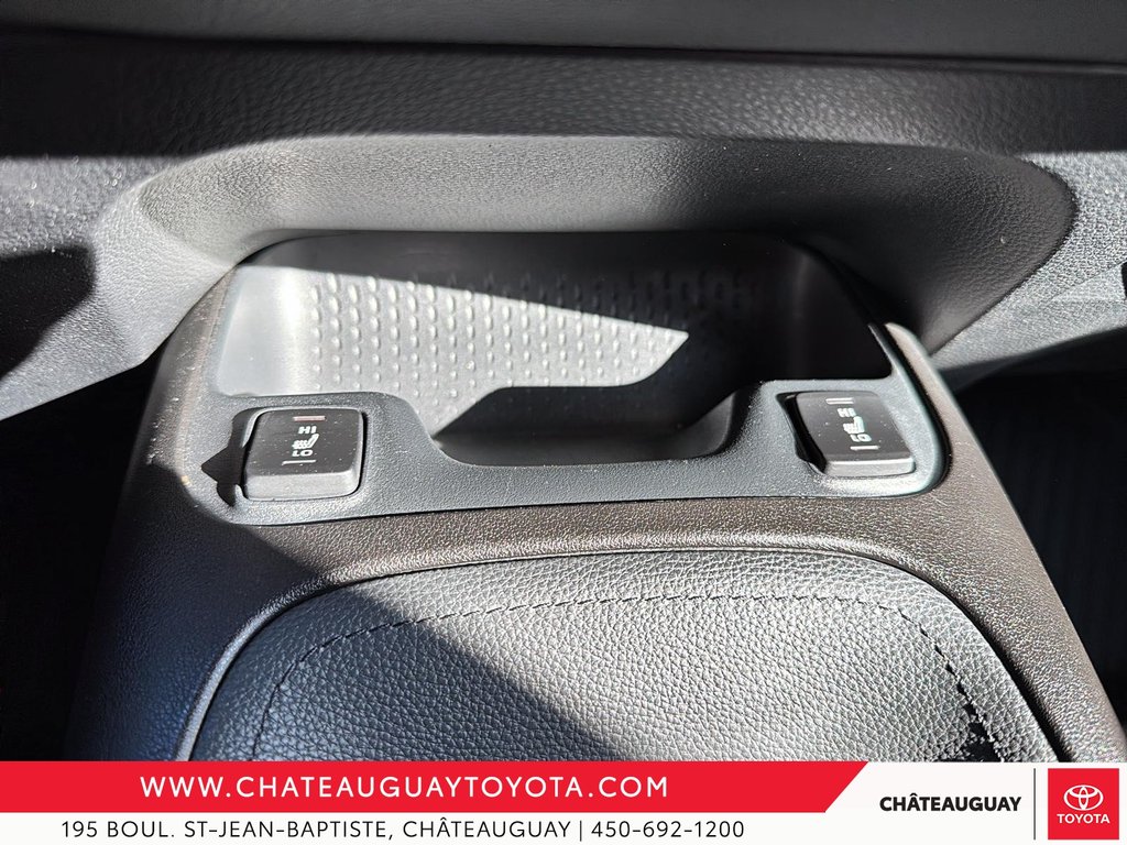 2020 Toyota Corolla SE in Châteauguay, Quebec - 16 - w1024h768px