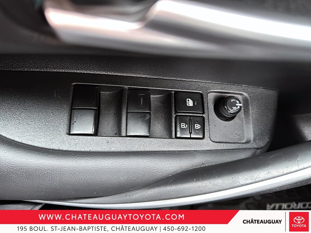 Toyota Corolla SE 2021 à Châteauguay, Québec - 10 - w1024h768px