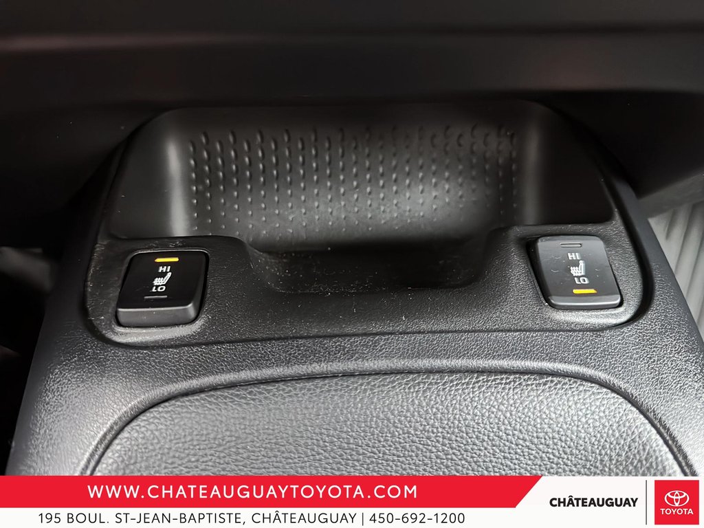 Toyota Corolla SE 2021 à Châteauguay, Québec - 16 - w1024h768px
