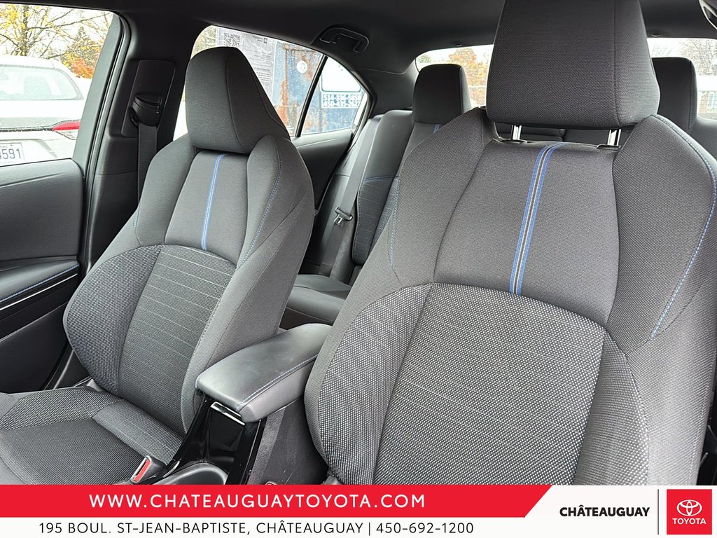 Toyota Corolla SE 2021 à Châteauguay, Québec - 8 - w1024h768px