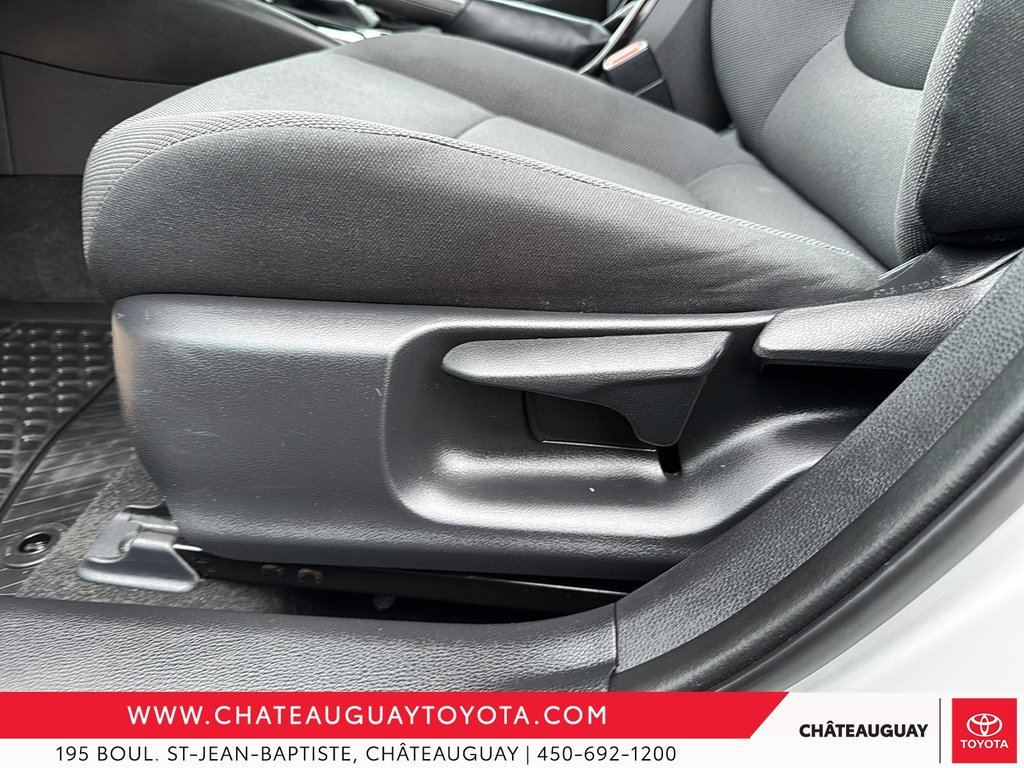 Toyota Corolla L 2022 à Châteauguay, Québec - 9 - w1024h768px