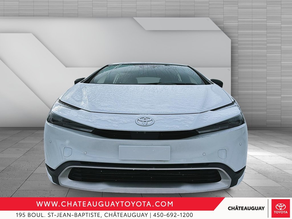 Toyota Prius Prime SE 2024 à Châteauguay, Québec - 2 - w1024h768px