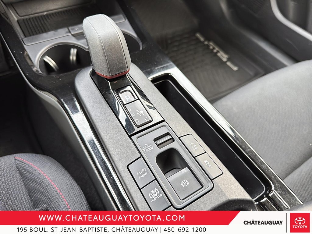 Toyota Prius Prime SE 2024 à Châteauguay, Québec - 14 - w1024h768px