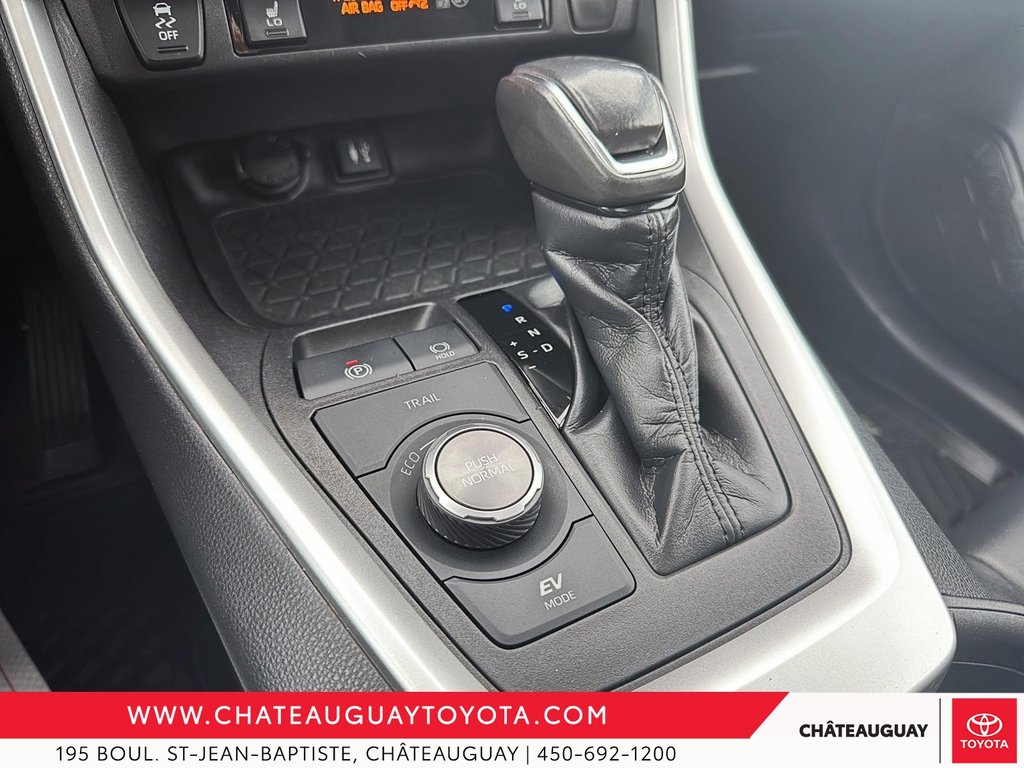 2019 Toyota RAV4 Hybrid XSE in Châteauguay, Quebec - 17 - w1024h768px