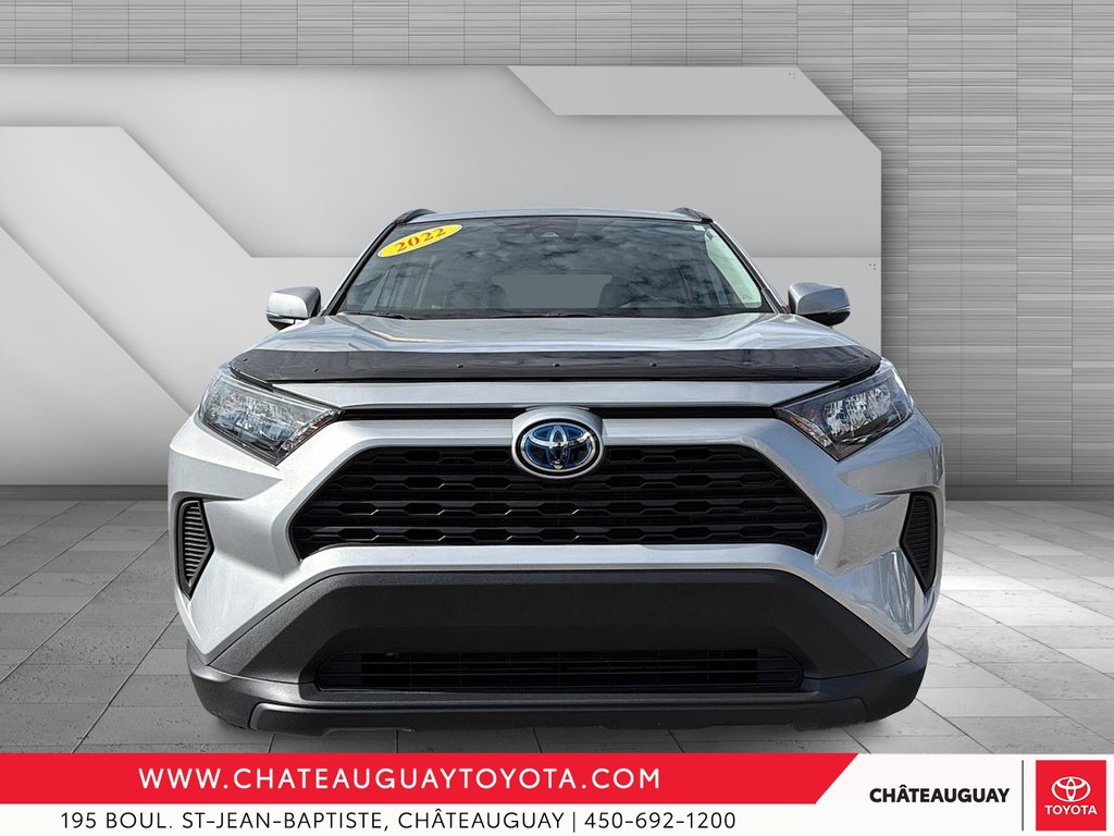 Toyota RAV4 Hybrid LE 2022 à Châteauguay, Québec - 2 - w1024h768px