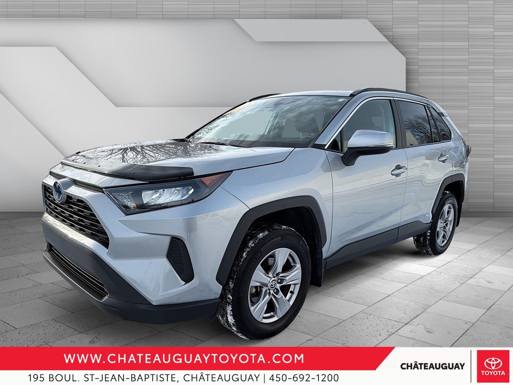 2023 Toyota RAV4 Hybrid LE in Châteauguay, Quebec - 1 - w1024h768px
