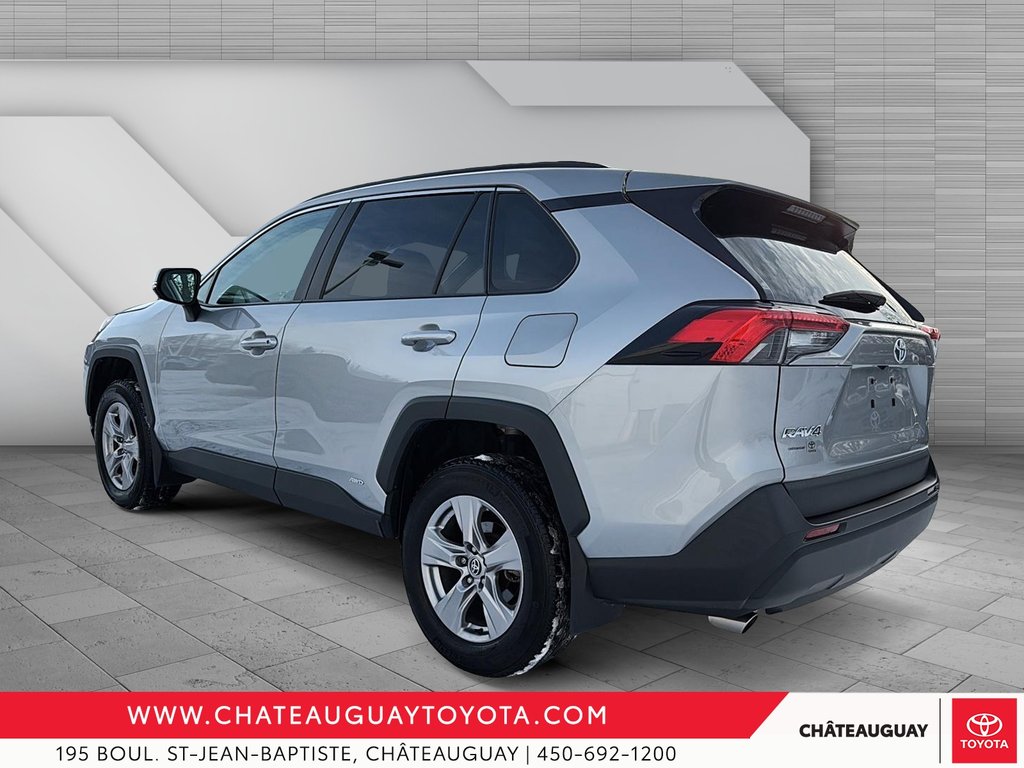 2023 Toyota RAV4 Hybrid LE in Châteauguay, Quebec - 4 - w1024h768px