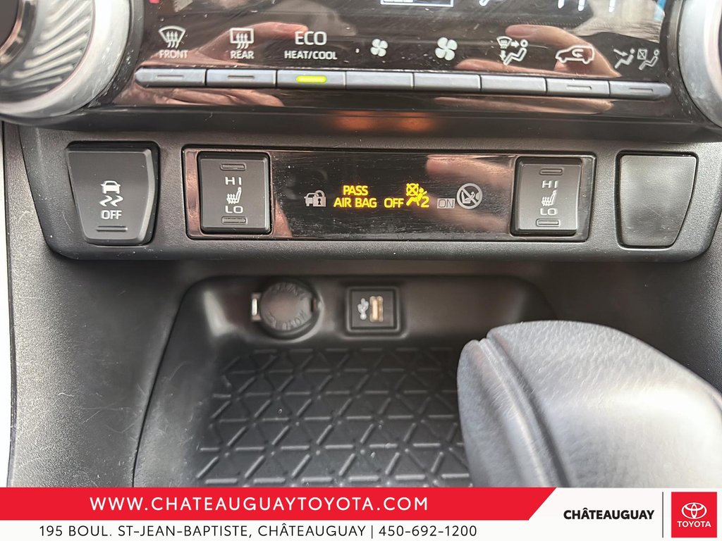 2023 Toyota RAV4 Hybrid LE in Châteauguay, Quebec - 16 - w1024h768px