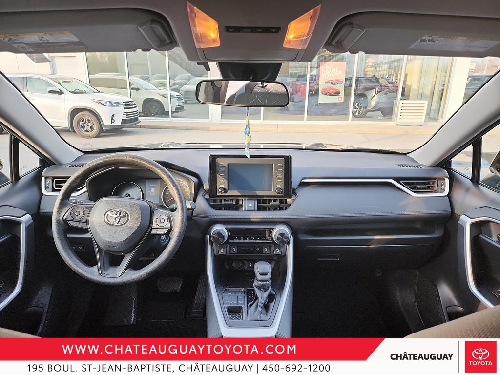 2021  RAV4 LE in Châteauguay, Quebec - 9 - w1024h768px