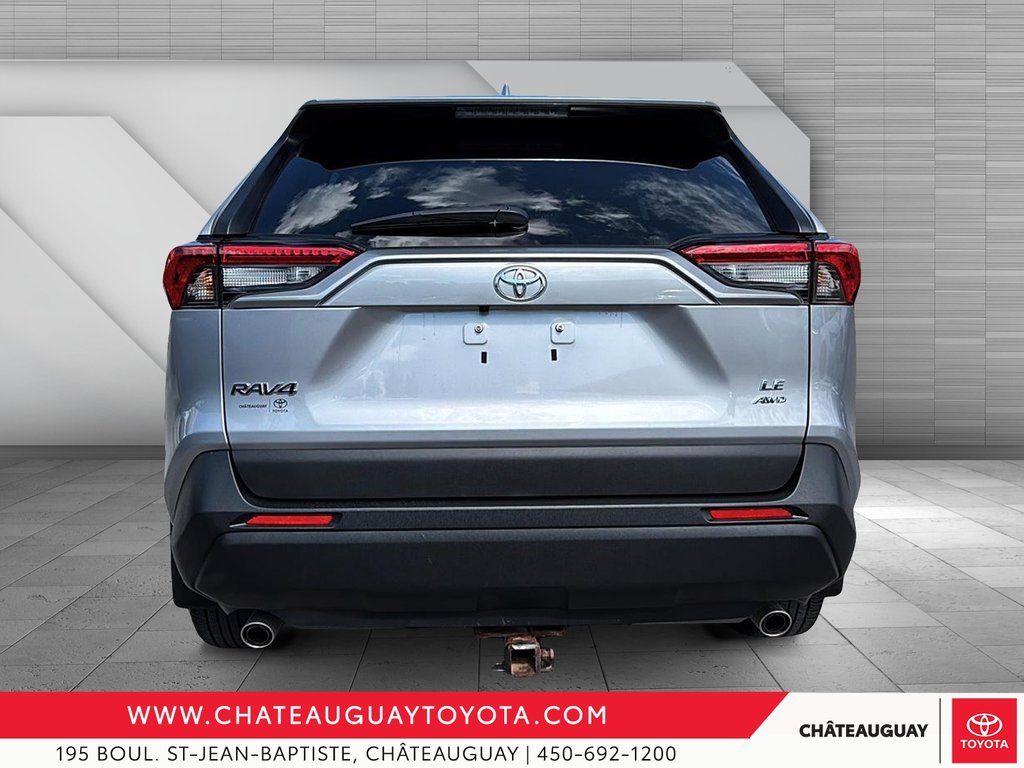 Toyota RAV4 LE AWD 2021 à Châteauguay, Québec - 3 - w1024h768px
