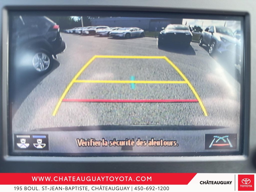 Toyota RAV4 LE AWD 2021 à Châteauguay, Québec - 21 - w1024h768px