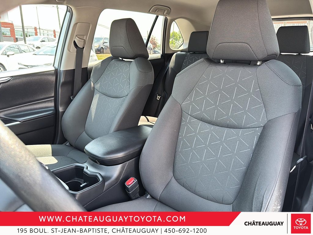 2023 Toyota RAV4 LE AWD in Châteauguay, Quebec - 8 - w1024h768px