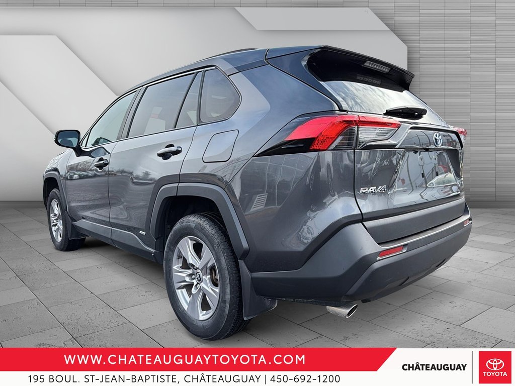 Toyota RAV4 Hybrid XLE 2023 à Châteauguay, Québec - 4 - w1024h768px
