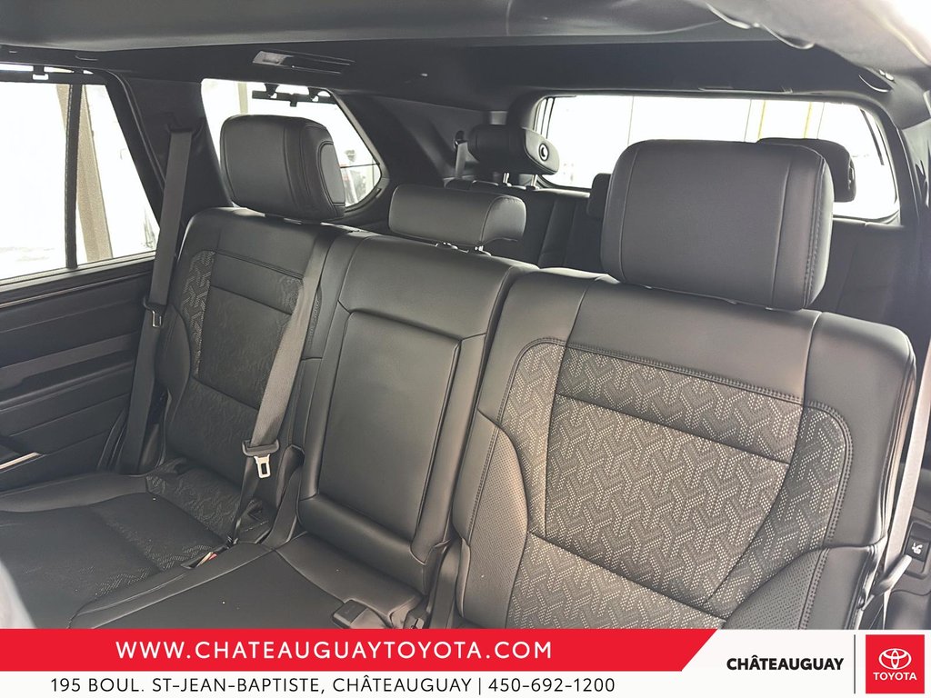 Toyota Sequoia LIMITED 2025 à Châteauguay, Québec - 8 - w1024h768px