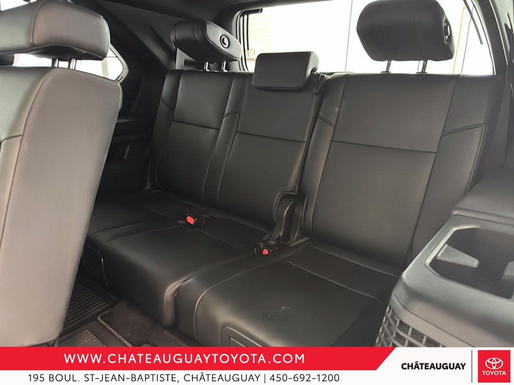 Toyota Sequoia LIMITED 2025 à Châteauguay, Québec - 7 - w1024h768px