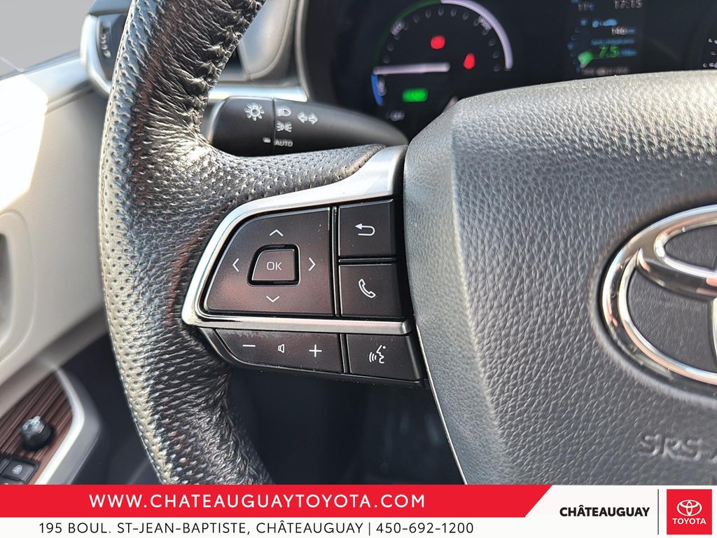 Toyota Sienna XLE FWD 2021 à Châteauguay, Québec - 13 - w1024h768px