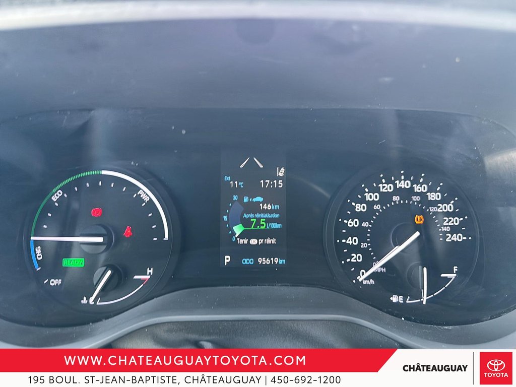 Toyota Sienna XLE FWD 2021 à Châteauguay, Québec - 15 - w1024h768px