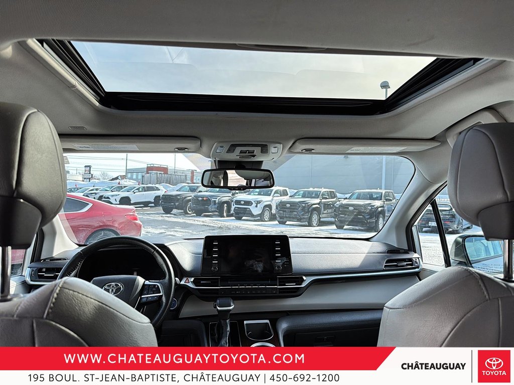 Toyota Sienna XLE FWD 2021 à Châteauguay, Québec - 8 - w1024h768px