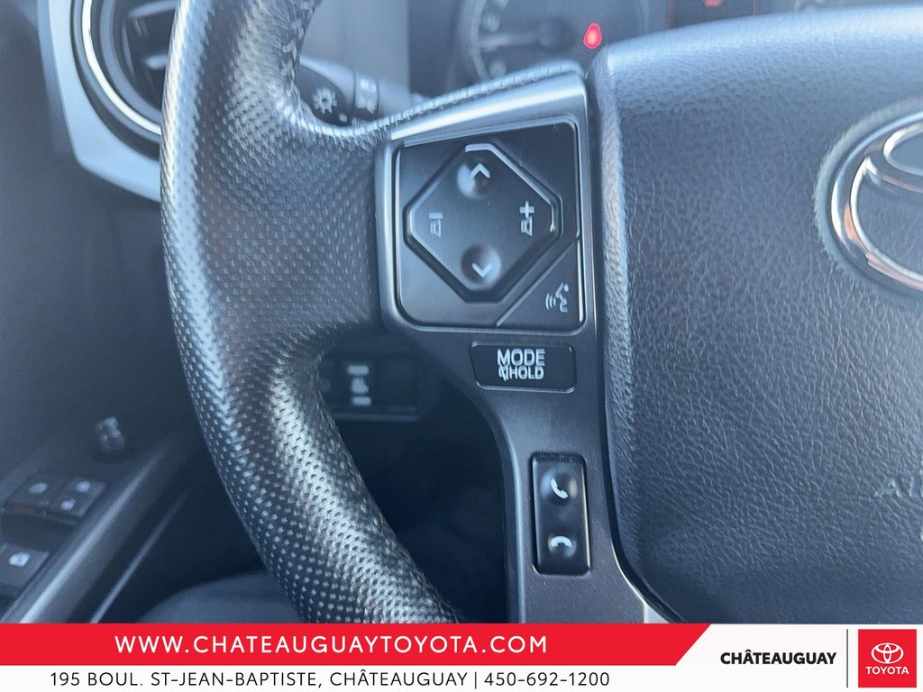 Toyota Tacoma DOUBLE CAB 6A 2021 à Châteauguay, Québec - 12 - w1024h768px