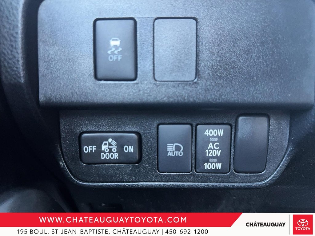 Toyota Tacoma DOUBLE CAB 6A 2021 à Châteauguay, Québec - 11 - w1024h768px