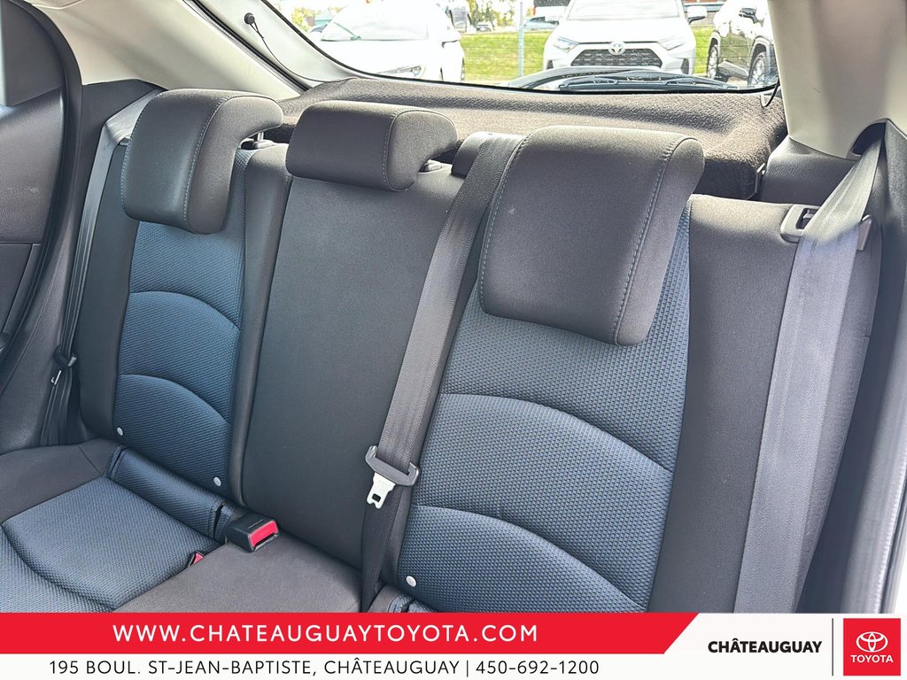 Toyota Yaris Hatchback  2020 à Châteauguay, Québec - 7 - w1024h768px