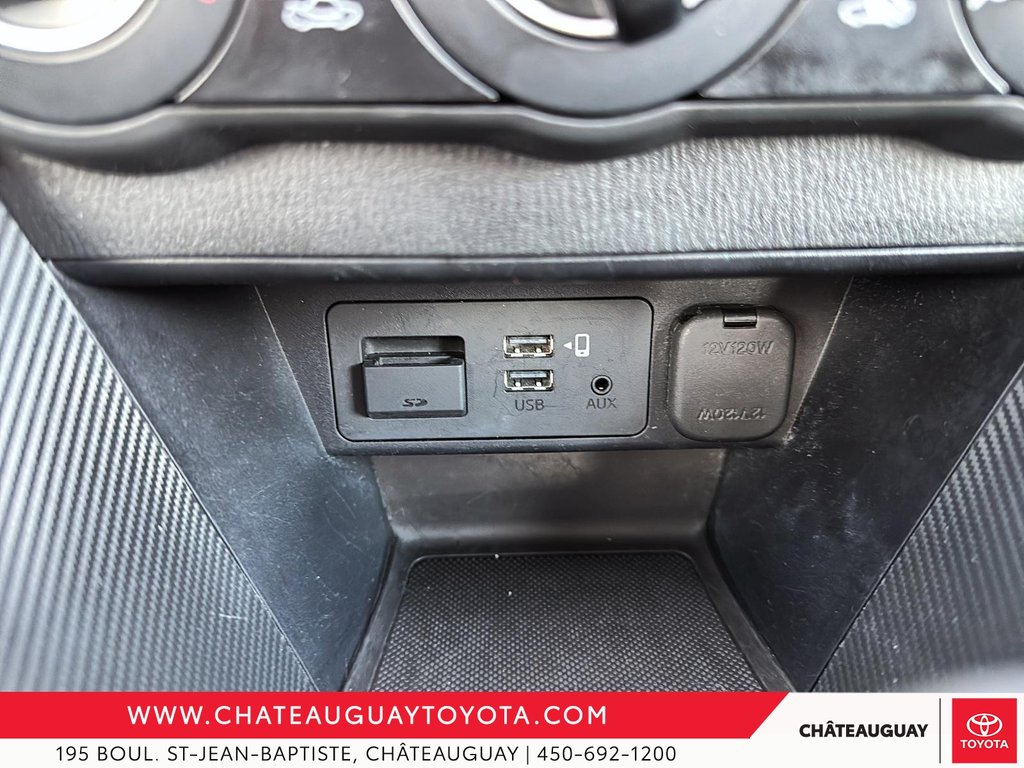 Toyota Yaris Hatchback  2020 à Châteauguay, Québec - 17 - w1024h768px