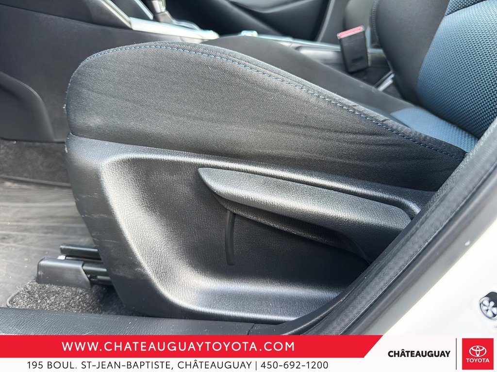 Toyota Yaris Hatchback  2020 à Châteauguay, Québec - 9 - w1024h768px