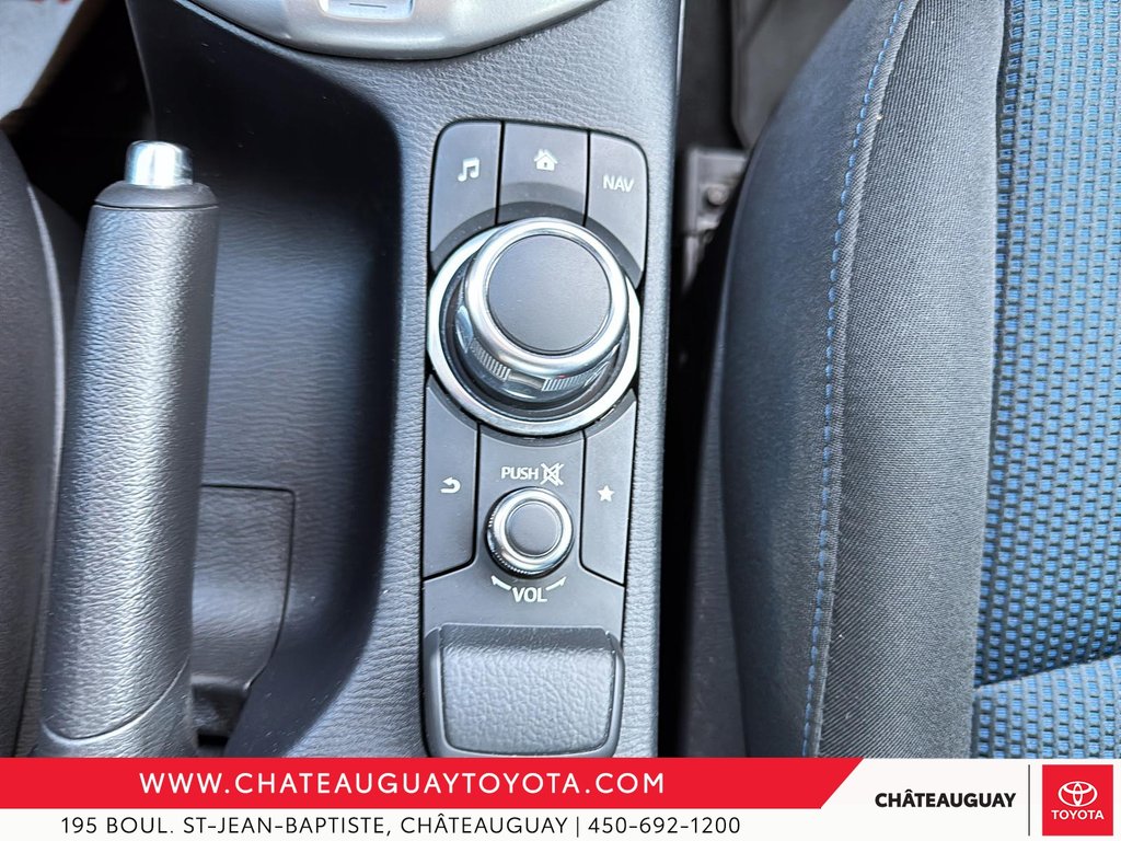 Toyota Yaris Hatchback XLE 2020 à Châteauguay, Québec - 14 - w1024h768px