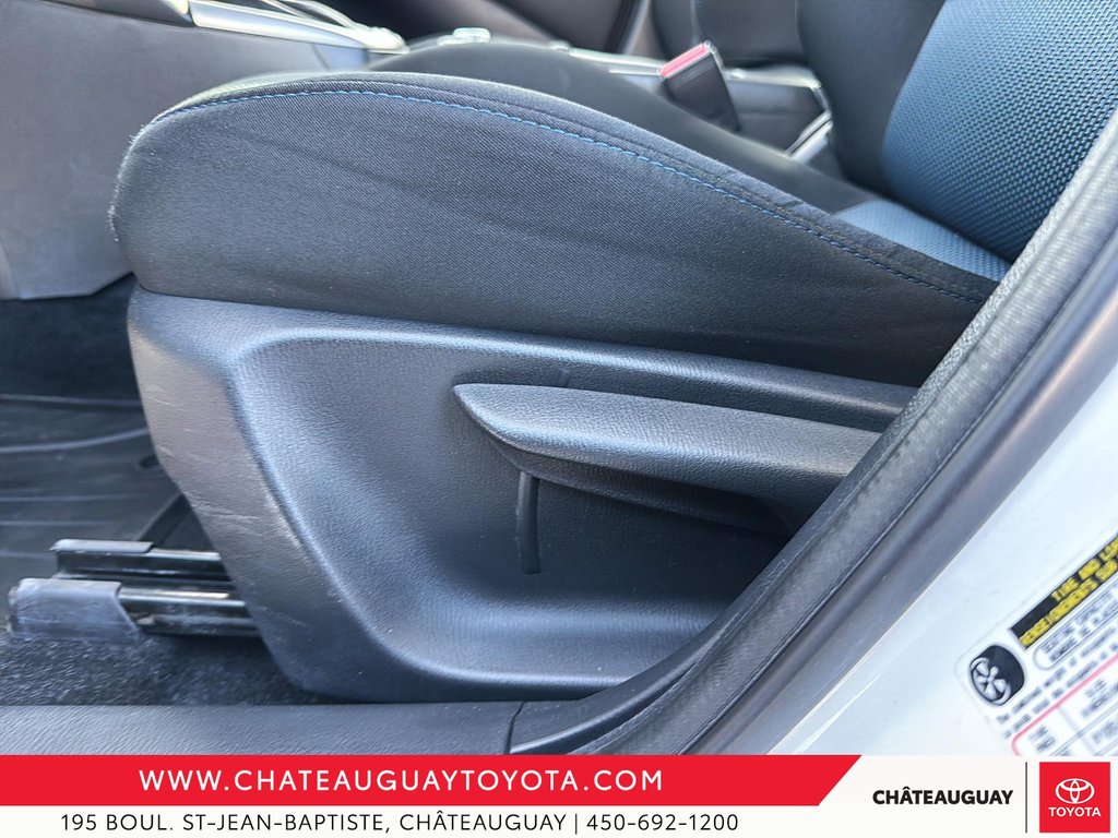 Toyota Yaris Hatchback XLE 2020 à Châteauguay, Québec - 9 - w1024h768px