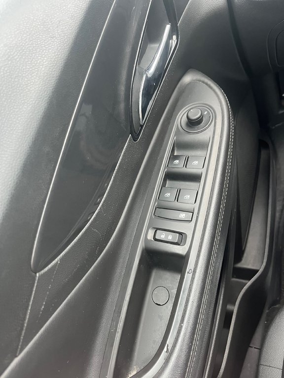 2019 Buick ENCORE TI CX Sport Touring in Fatima, Quebec - 12 - w1024h768px