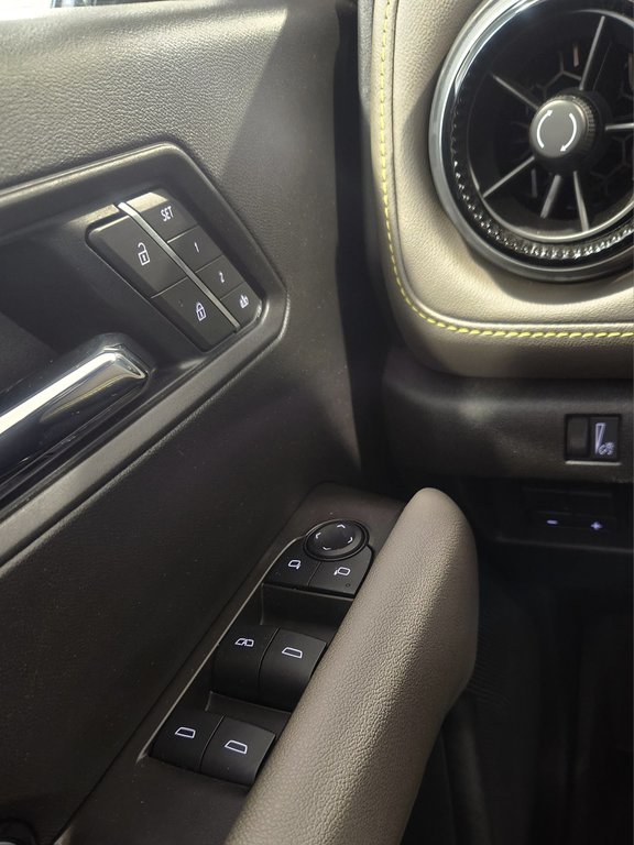2025 Chevrolet Colorado ZR2 in Fatima, Quebec - 11 - w1024h768px