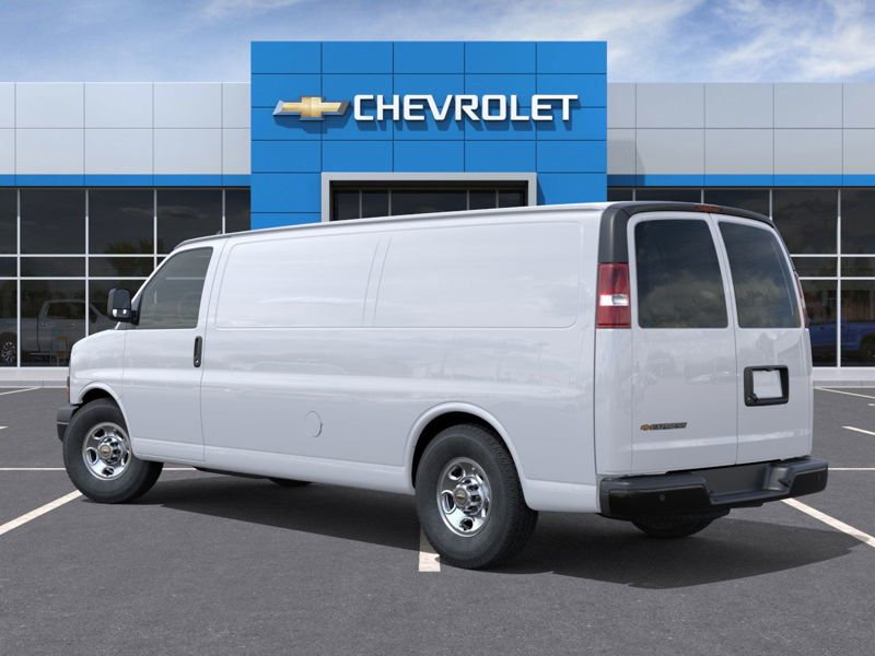 2025 Chevrolet Express Cargo 2500 WT 155'' in Fatima, Quebec - 3 - w1024h768px
