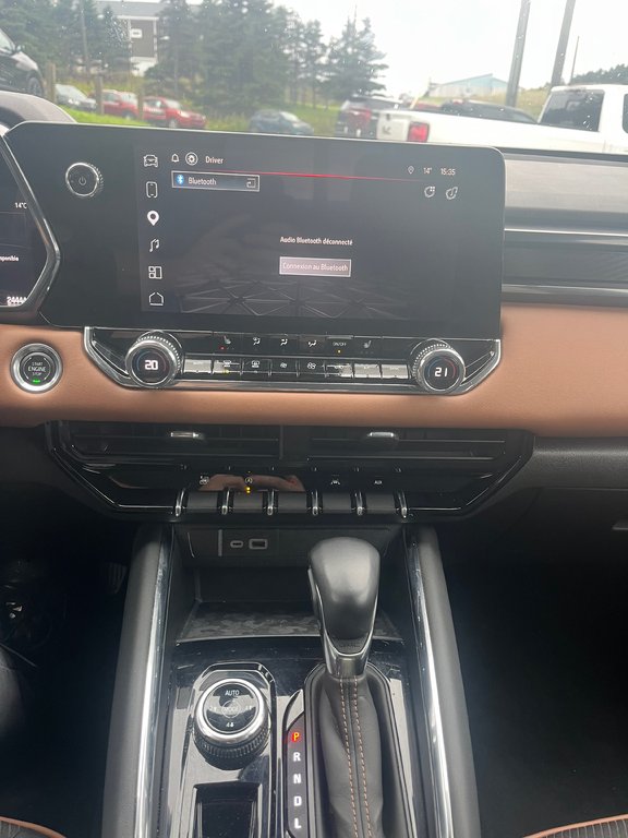 2025 GMC CANYON AT4 CREW 4RM AT4 in Fatima, Quebec - 8 - w1024h768px