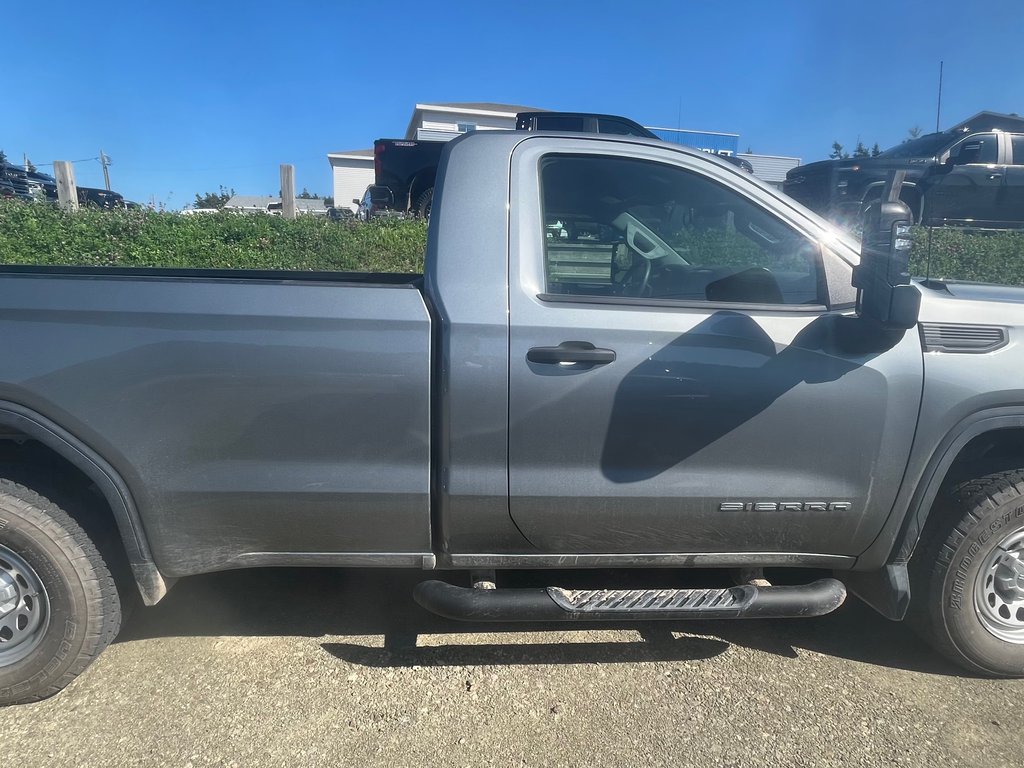 GMC SIERRA 1500 PRO 4RM Pro 2026 à Fatima, Québec - 4 - w1024h768px