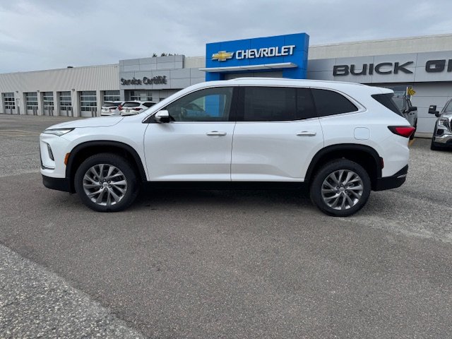 2025 Buick Enclave Preferred in Chibougamau, Quebec - 3 - w1024h768px