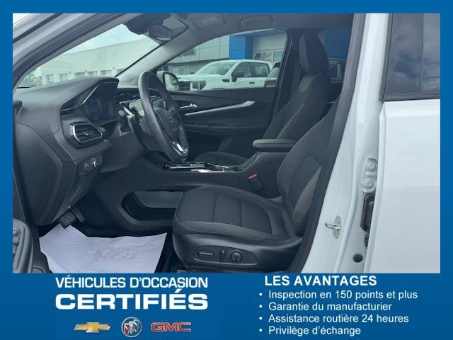 2023 Chevrolet BOLT EUV LT in Chibougamau, Quebec - 8 - w1024h768px