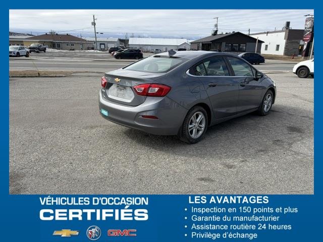 2018 Chevrolet Cruze LT in Chibougamau, Quebec - 6 - w1024h768px