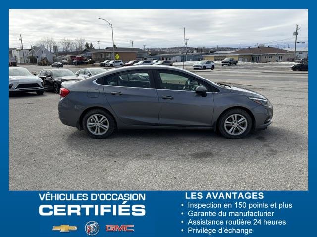 2018 Chevrolet Cruze LT in Chibougamau, Quebec - 7 - w1024h768px