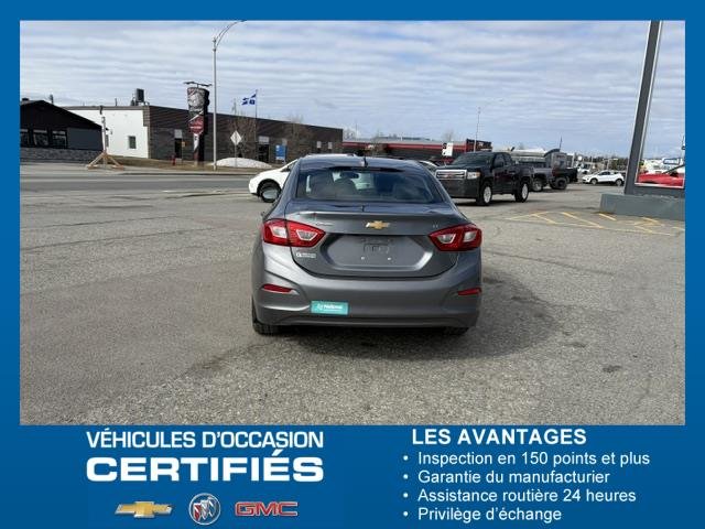 2018 Chevrolet Cruze LT in Chibougamau, Quebec - 5 - w1024h768px