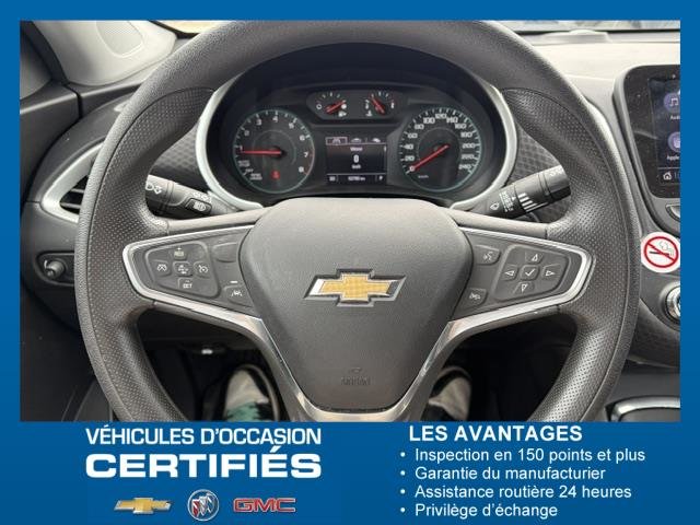 Chevrolet Malibu 1LT 2023 à Chibougamau, Québec - 11 - w1024h768px