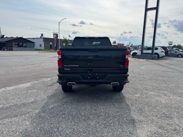 2025 Chevrolet Silverado 1500 LT Trail Boss in Chibougamau, Quebec - 5 - w1024h768px