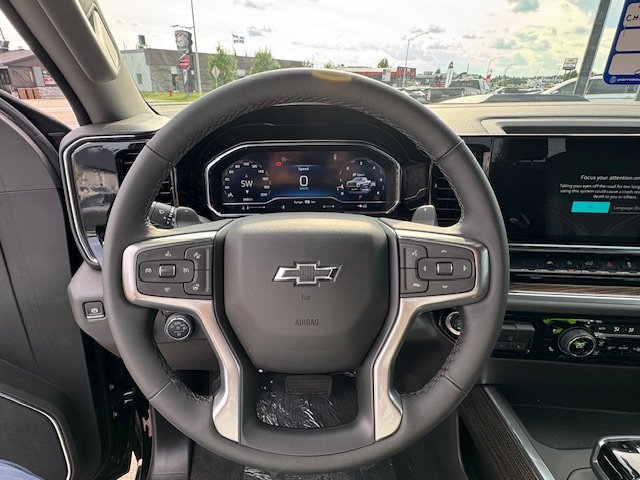 2025 Chevrolet Silverado 1500 LT Trail Boss in Chibougamau, Quebec - 11 - w1024h768px