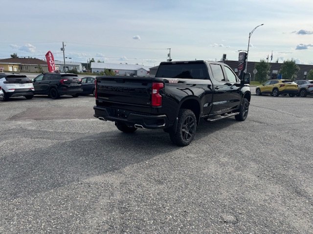 2025 Chevrolet Silverado 1500 LT Trail Boss in Chibougamau, Quebec - 6 - w1024h768px