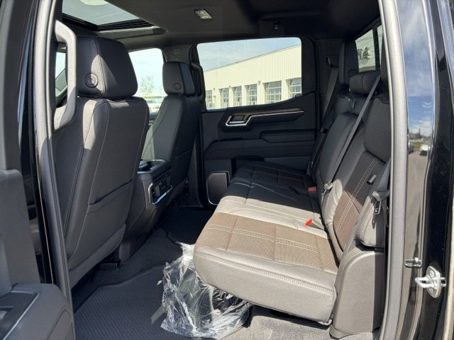 2026 Chevrolet Silverado 1500 High Country in Chibougamau, Quebec - 5 - w1024h768px