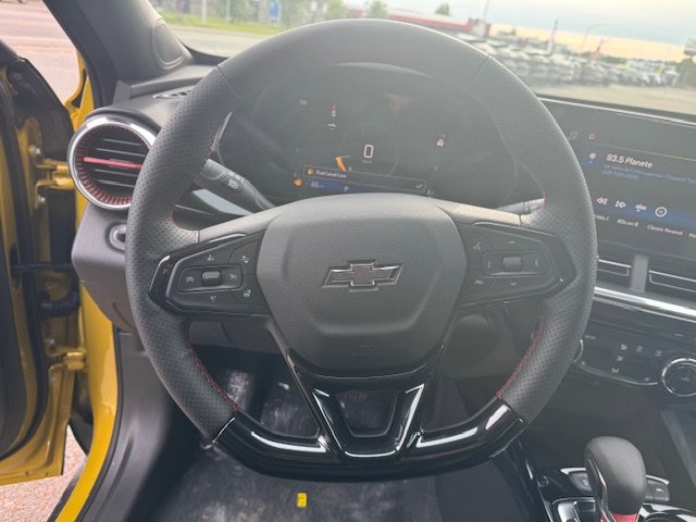 2025 Chevrolet Trax 2RS in Chibougamau, Quebec - 11 - w1024h768px