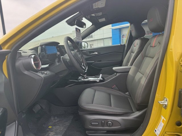 2025 Chevrolet Trax 2RS in Chibougamau, Quebec - 10 - w1024h768px
