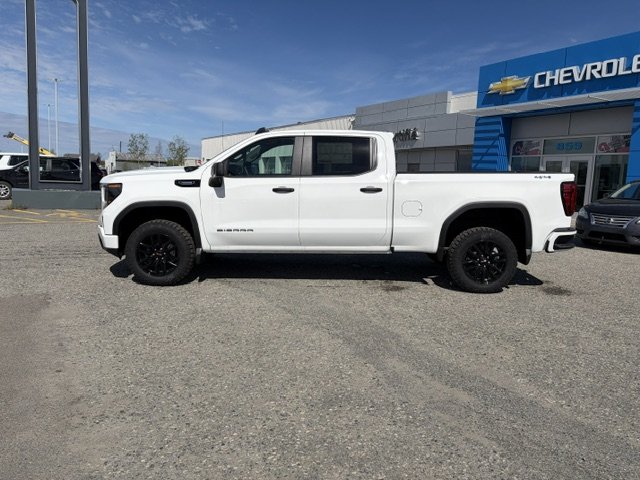 2026 GMC Sierra 1500 PRO in Chibougamau, Quebec - 2 - w1024h768px